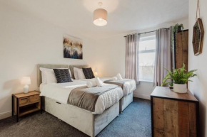 Luxurious home Etihad & Cooplive with free parking